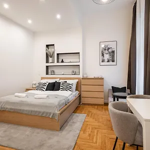 S6- Boutique Suites, Location By Bqa Appartamento